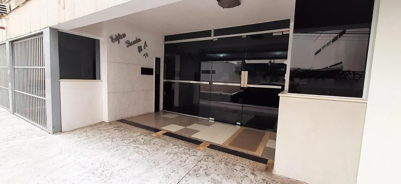 Amplo E Iluminado Apto Central Para Temporada Balneário Camboriú Apartamento